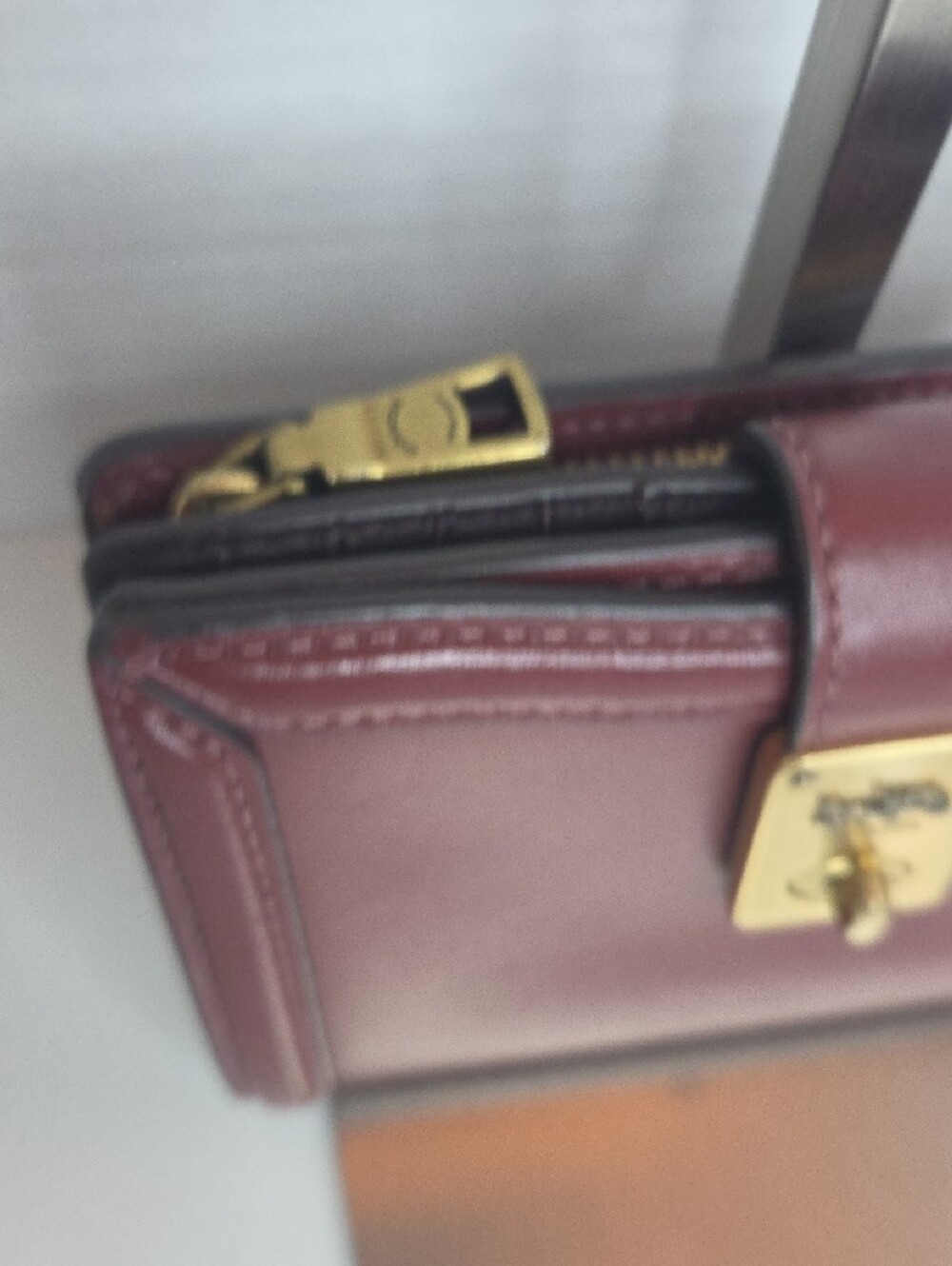 Coach Burgundy Leather Turnlock Wallet - Picture 4 of 10